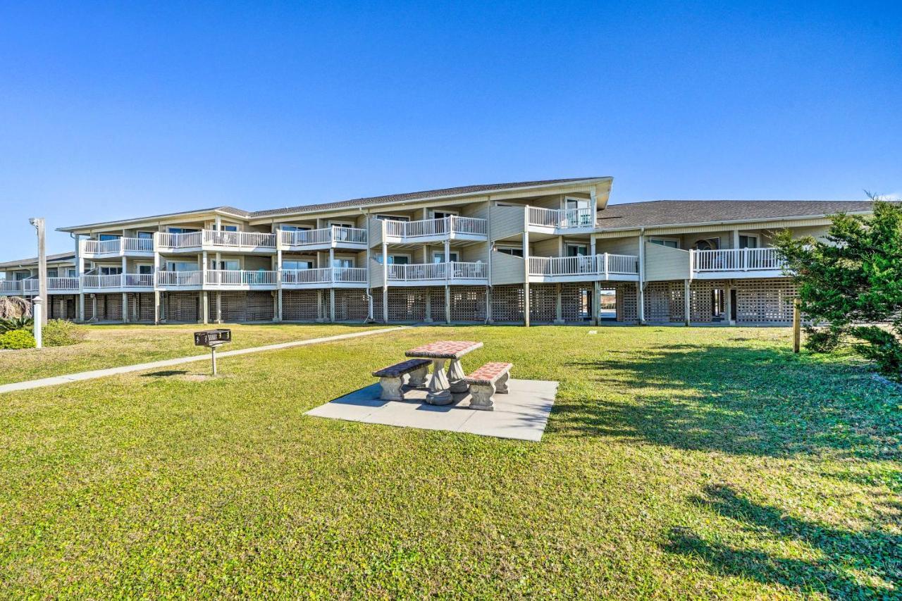Oak Island Beachfront Condo With Community Pool מראה חיצוני תמונה
