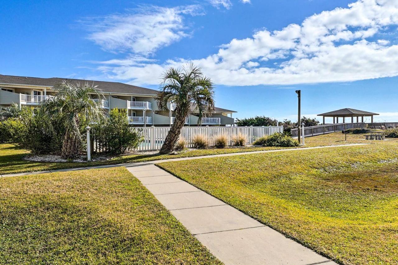 Oak Island Beachfront Condo With Community Pool מראה חיצוני תמונה