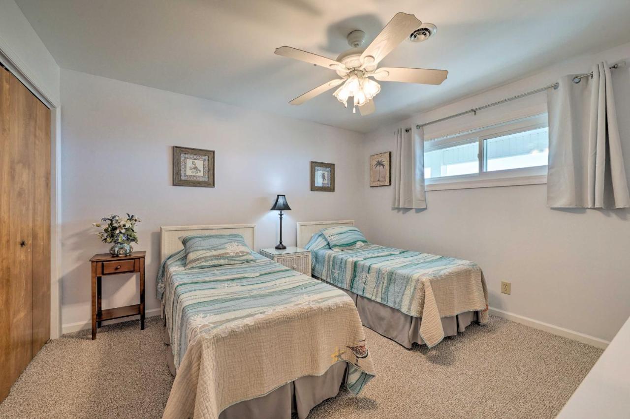 Oak Island Beachfront Condo With Community Pool מראה חיצוני תמונה