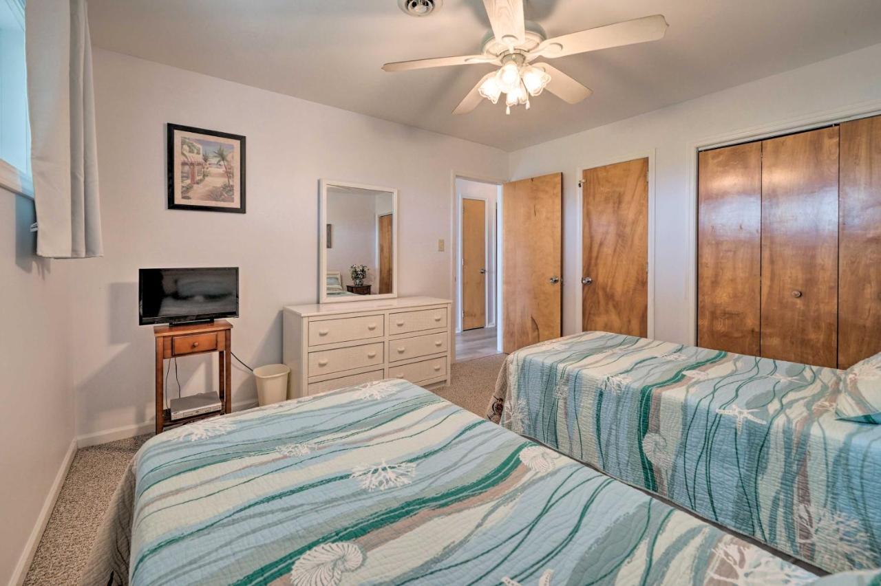 Oak Island Beachfront Condo With Community Pool מראה חיצוני תמונה