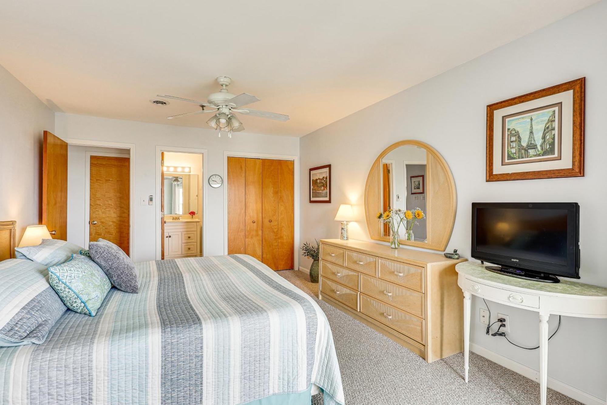 Oak Island Beachfront Condo With Community Pool מראה חיצוני תמונה