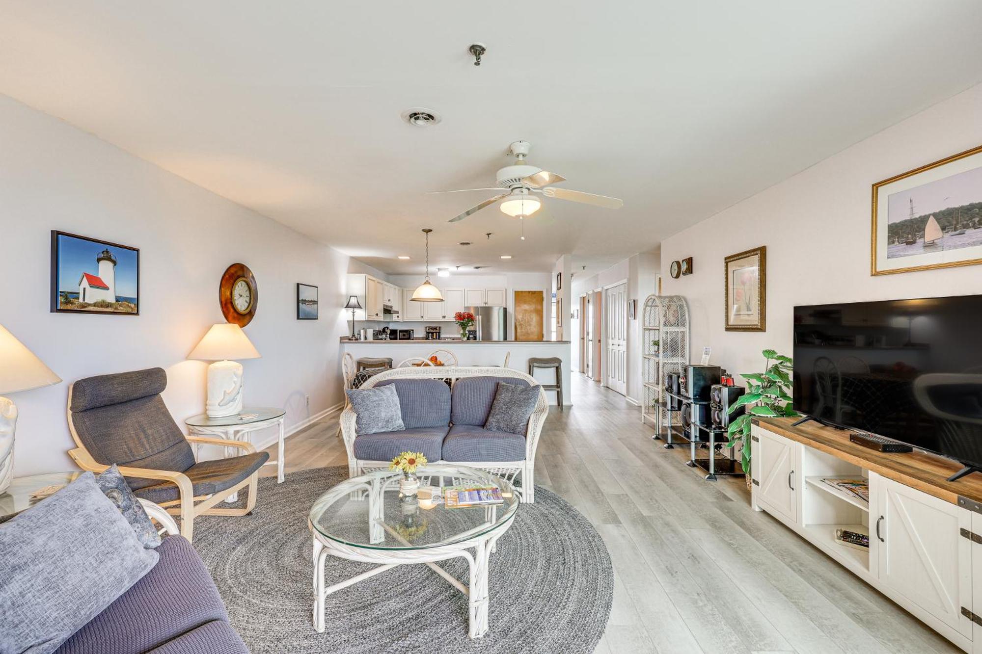 Oak Island Beachfront Condo With Community Pool מראה חיצוני תמונה