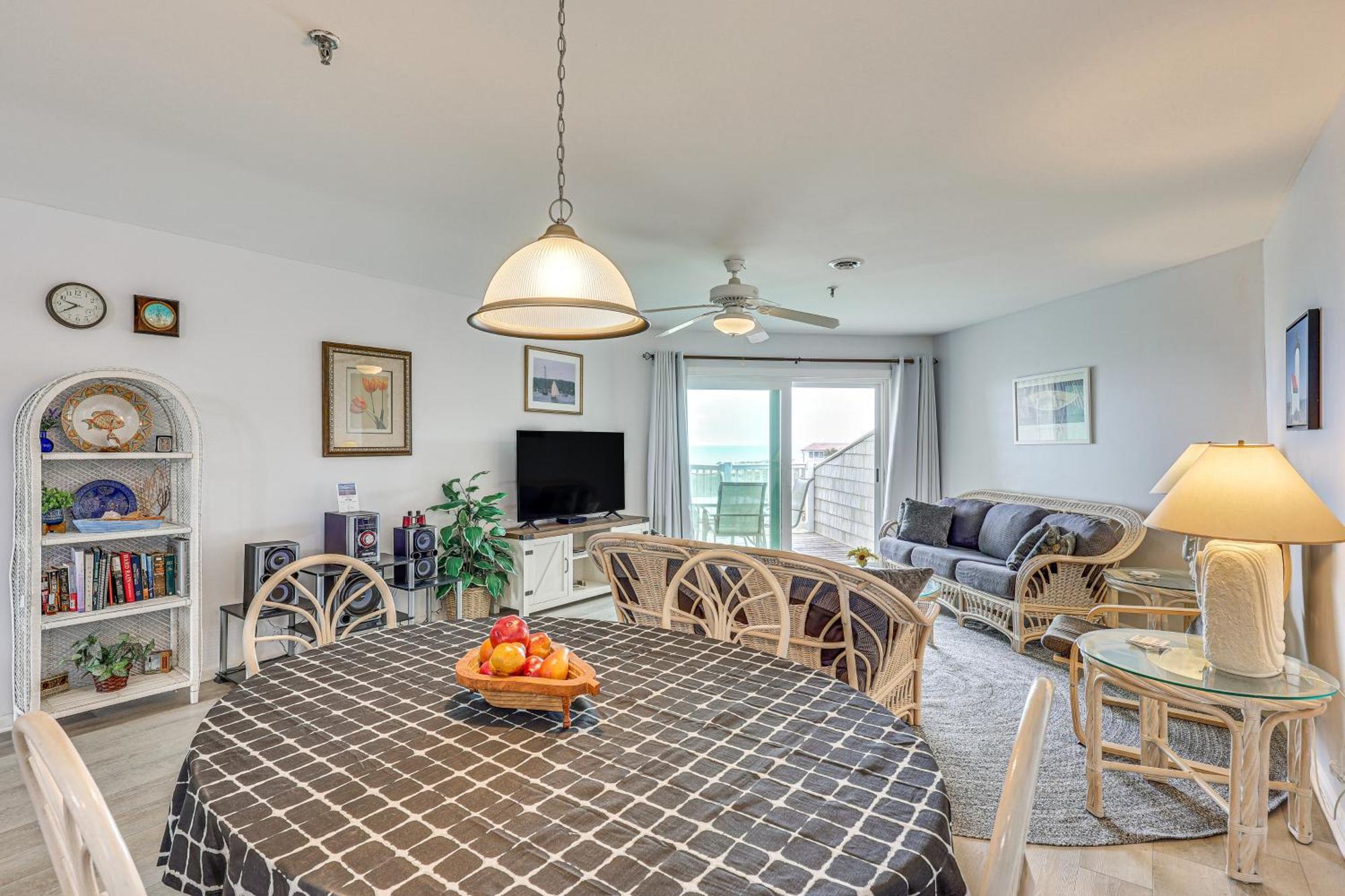 Oak Island Beachfront Condo With Community Pool מראה חיצוני תמונה
